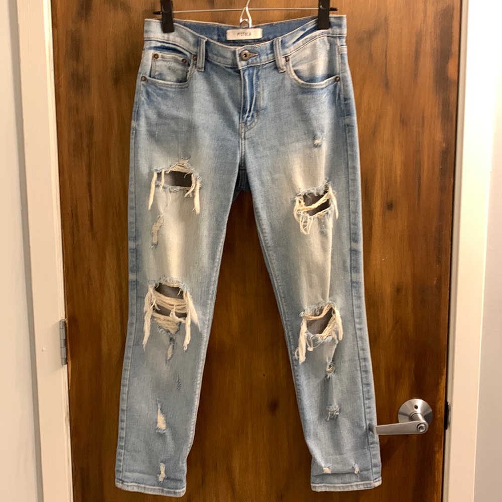Ripped Light blue Jean